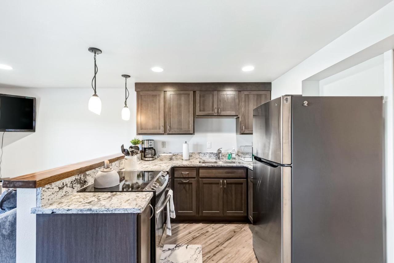 Driftwood Waterfront Gem Appartement Sandpoint Buitenkant foto