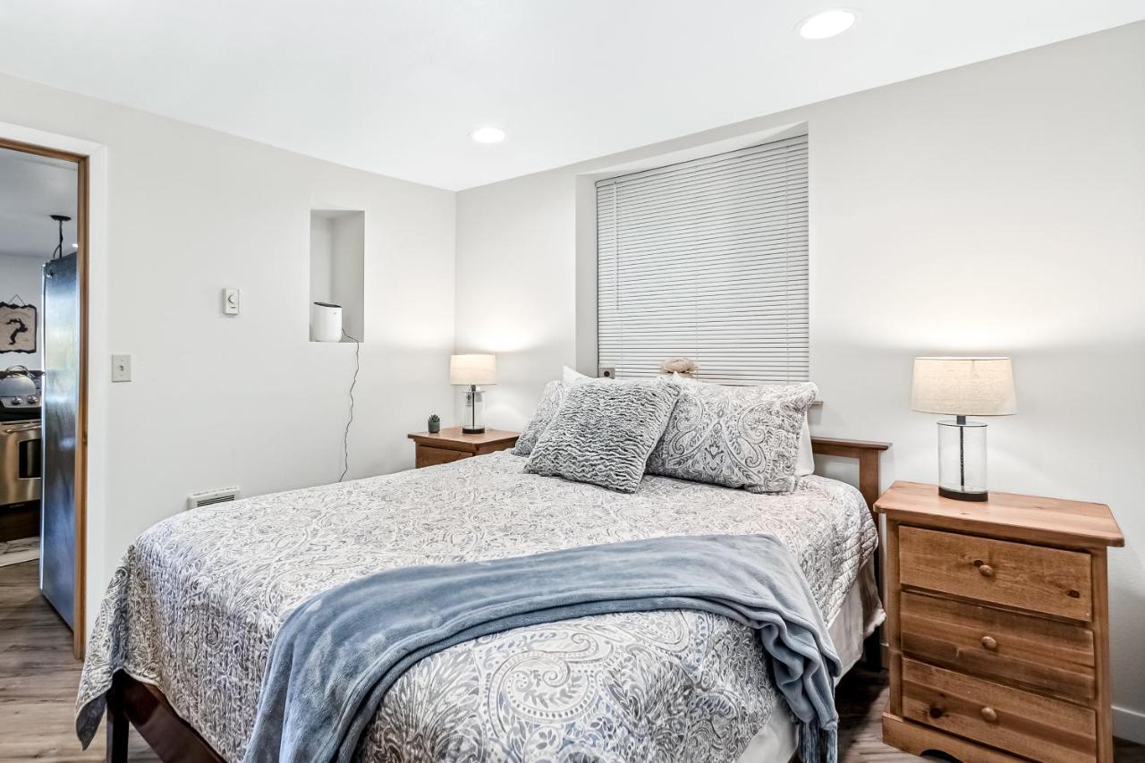 Driftwood Waterfront Gem Appartement Sandpoint Buitenkant foto